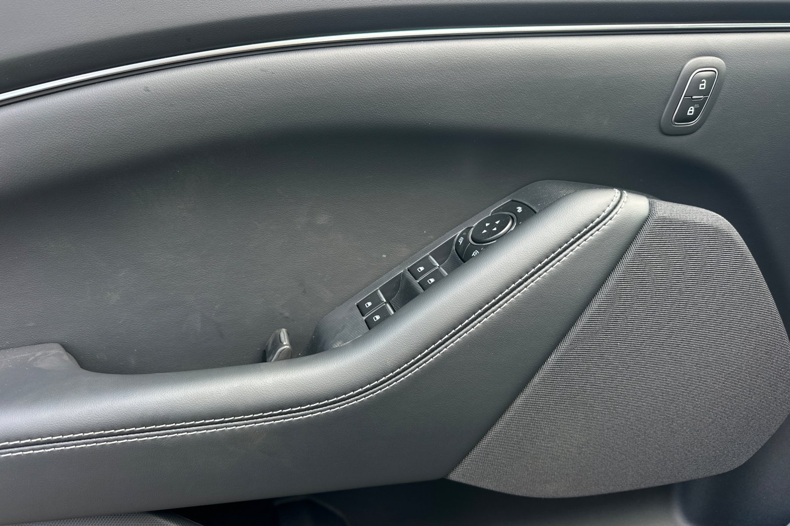 New 2026 Ford Mustang Mach-E Select w/ Interior Protection Package RWD image 10