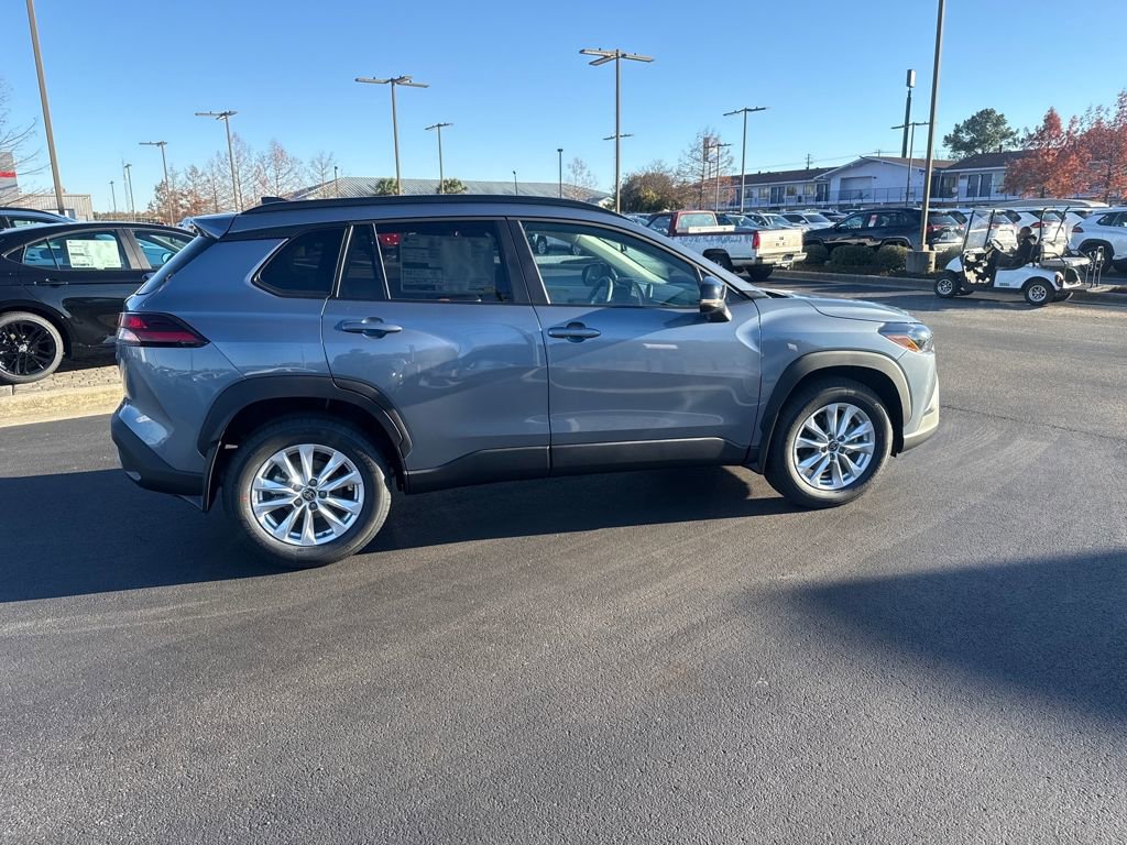 New 2026 Toyota Corolla Cross LE image 5