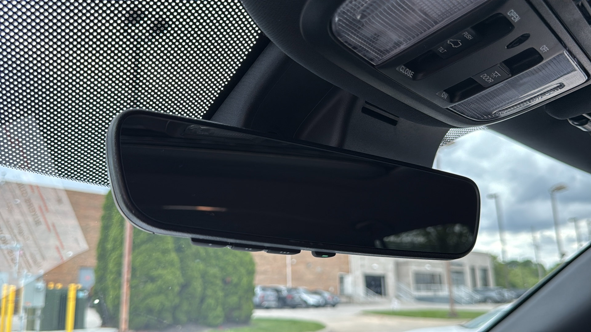Used 2023 Honda Passport EX-L image 25