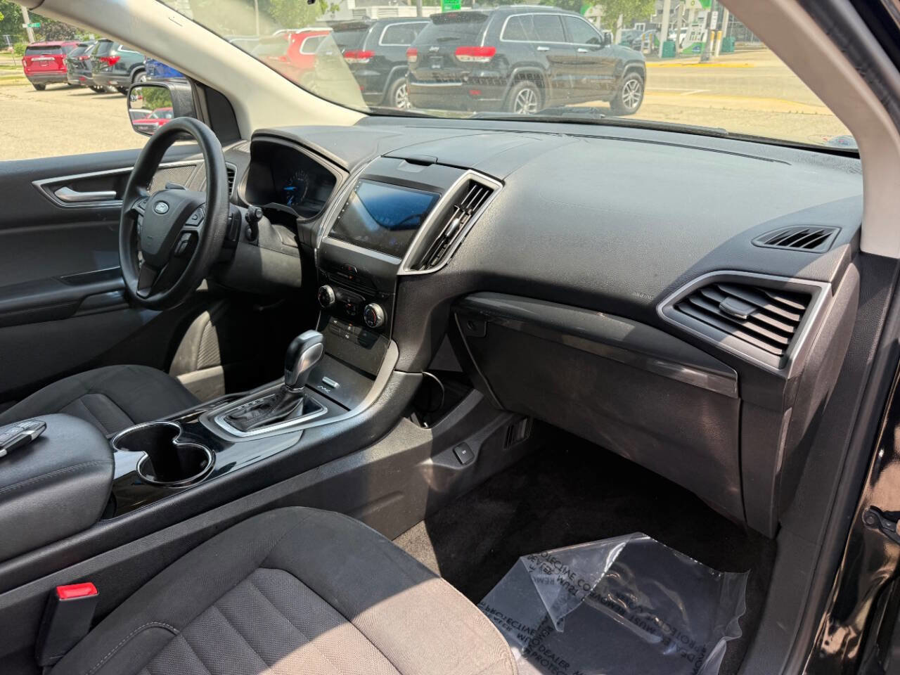 Used 2016 Ford Edge SE image 31
