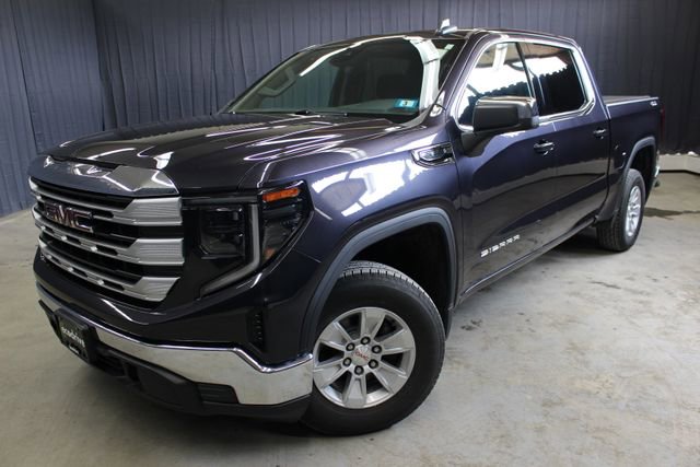 Used 2022 GMC Sierra 1500 SLE AWD/4WD image 3