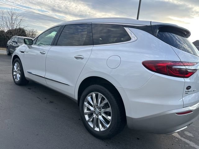 Used 2021 Buick Enclave Essence w/ Sound and Sites Package image 27