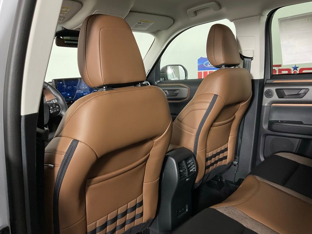 New 2026 Ford Bronco Sport Outer Banks w/ Outer Banks Tech Package+ AWD/4WD image 15