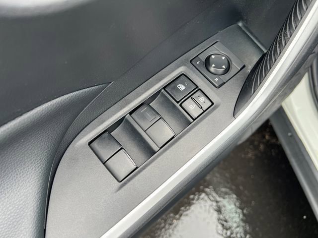 Used 2020 Toyota RAV4 LE w/ All Weather Liner Package AWD/4WD image 25