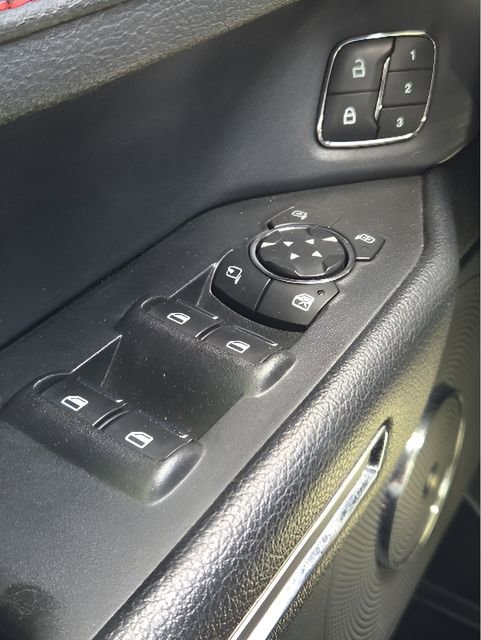 Used 2021 Ford Expedition Max Limited AWD/4WD image 26