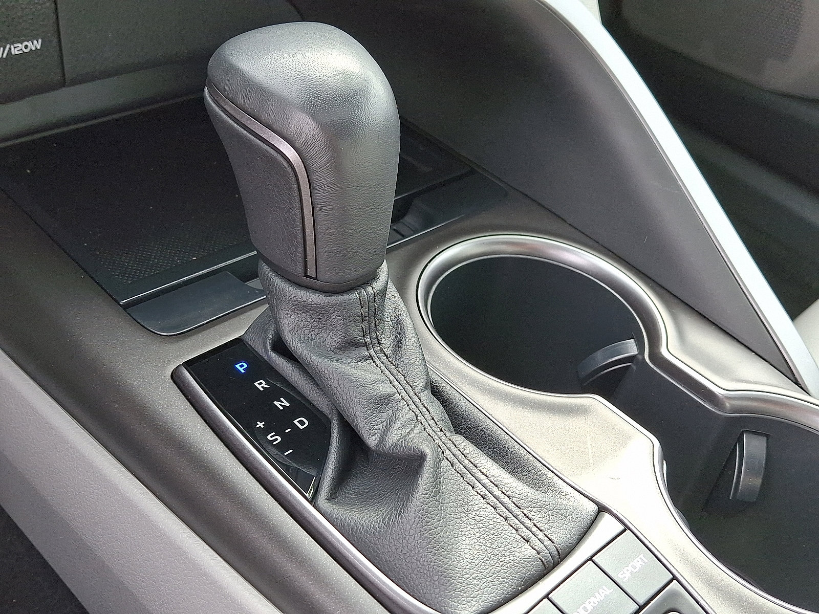 Certified 2023 Toyota Camry SE image 16