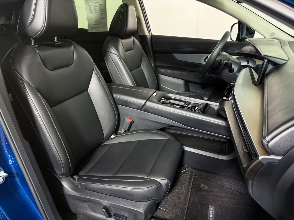 Certified 2025 Nissan Murano SL image 16