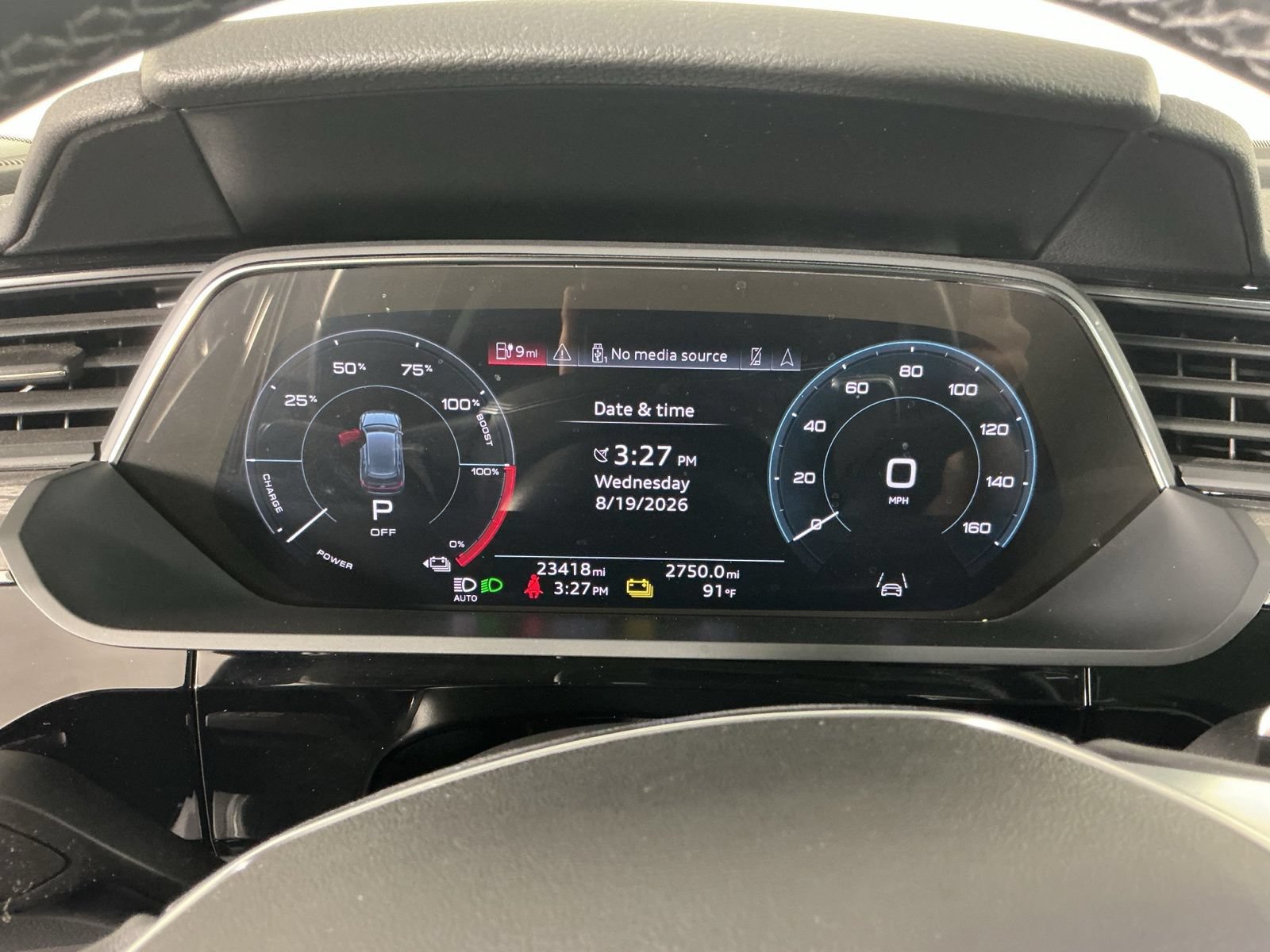 Used 2024 Audi Q8 e-tron Premium Plus AWD/4WD image 21