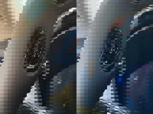 New 2024 Lincoln Corsair AWD w/ Equipment Group 101A image 21