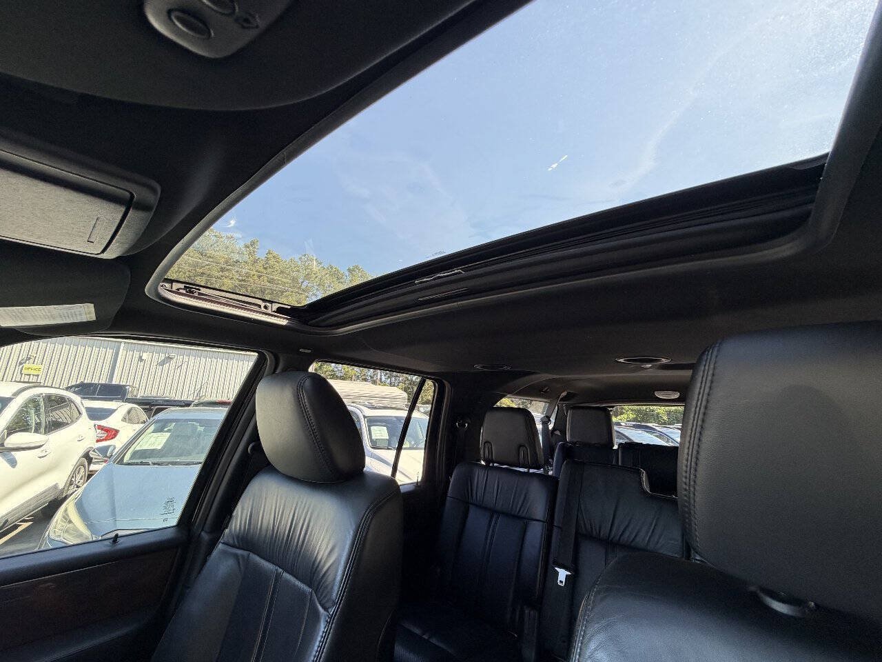 Used 2015 Lincoln Navigator L 2WD image 26