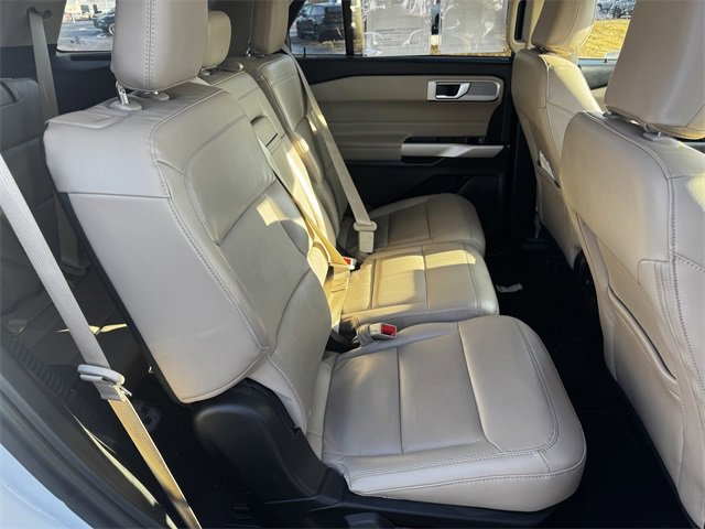 Used 2024 Ford Explorer Limited image 17