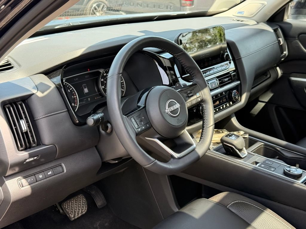 Certified 2023 Nissan Pathfinder SL w/ SL Premium Package AWD/4WD image 13