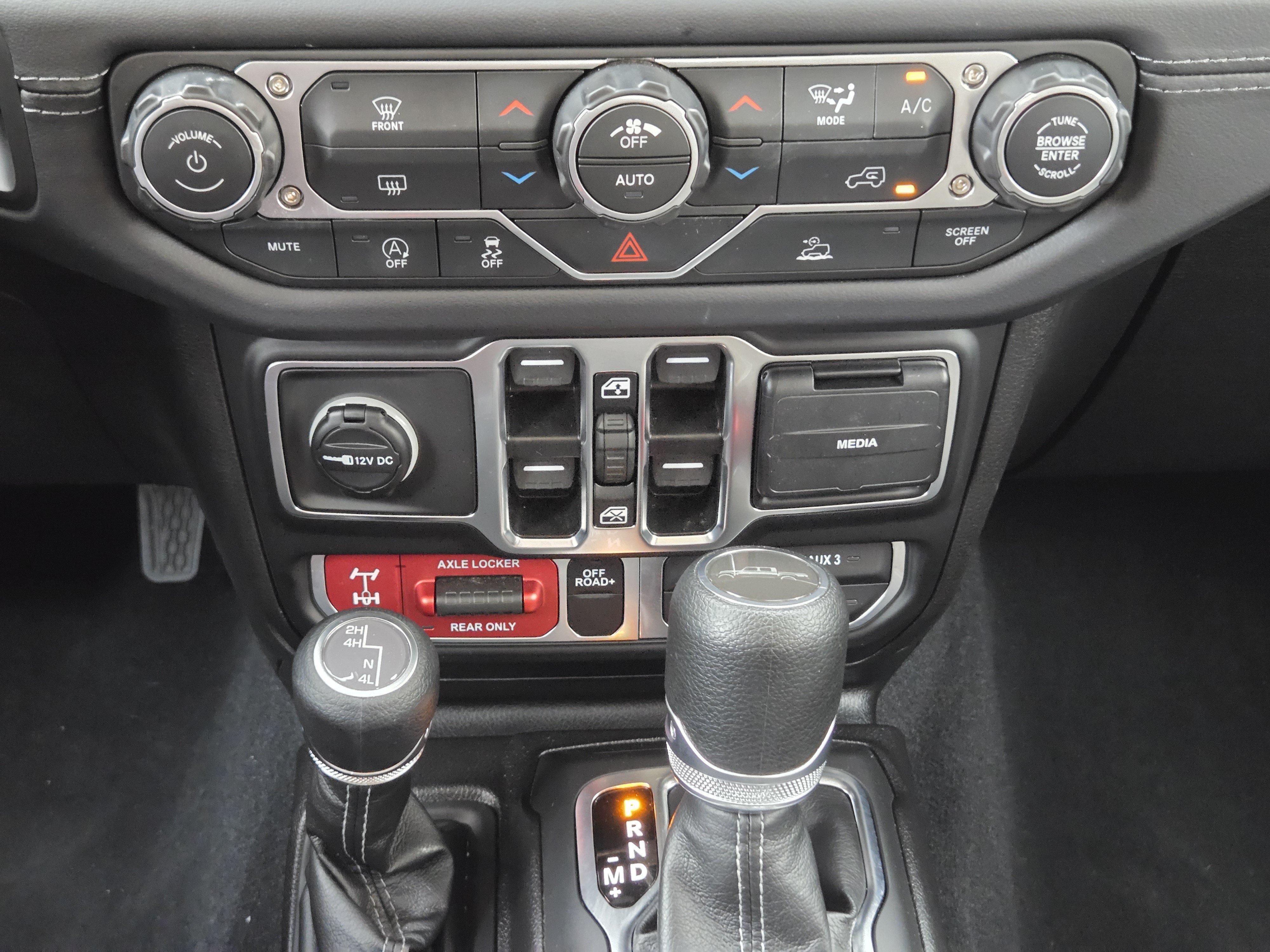 Certified 2026 Jeep Gladiator Mojave AWD/4WD image 21
