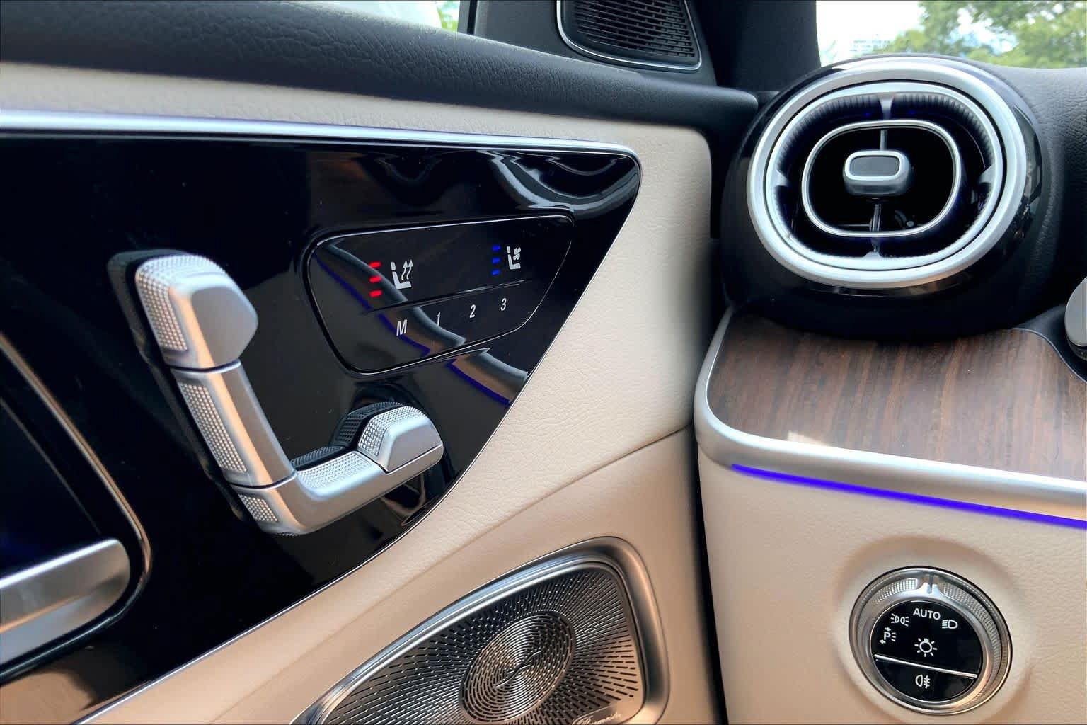 New 2026 Mercedes-Benz C 300 4MATIC Sedan image 24