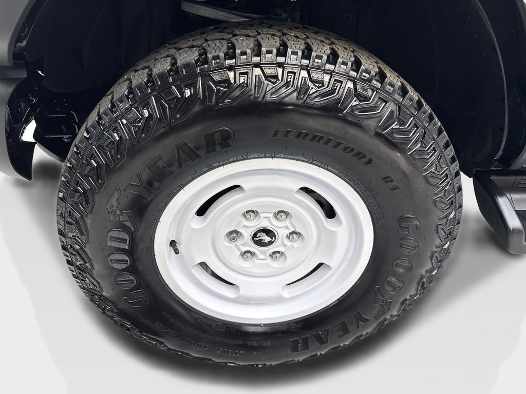 Used 2025 Ford Bronco Heritage Edition AWD/4WD image 82