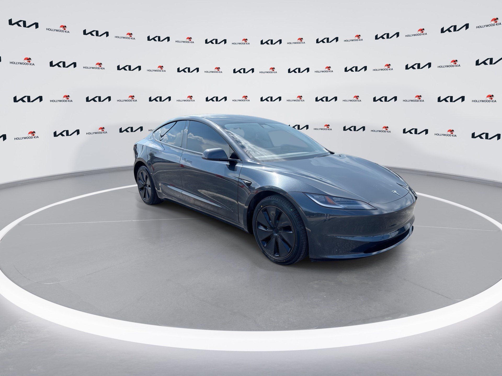 Used 2025 Tesla Model 3 Long Range RWD image 2