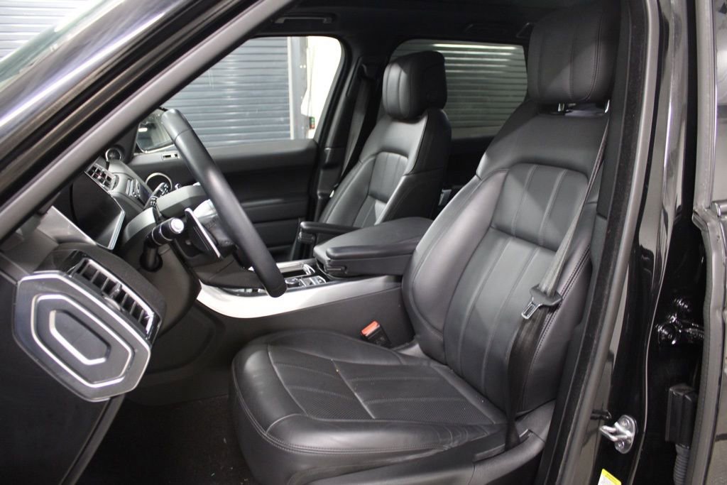 Used 2022 Land Rover Range Rover Sport HSE Dynamic image 5