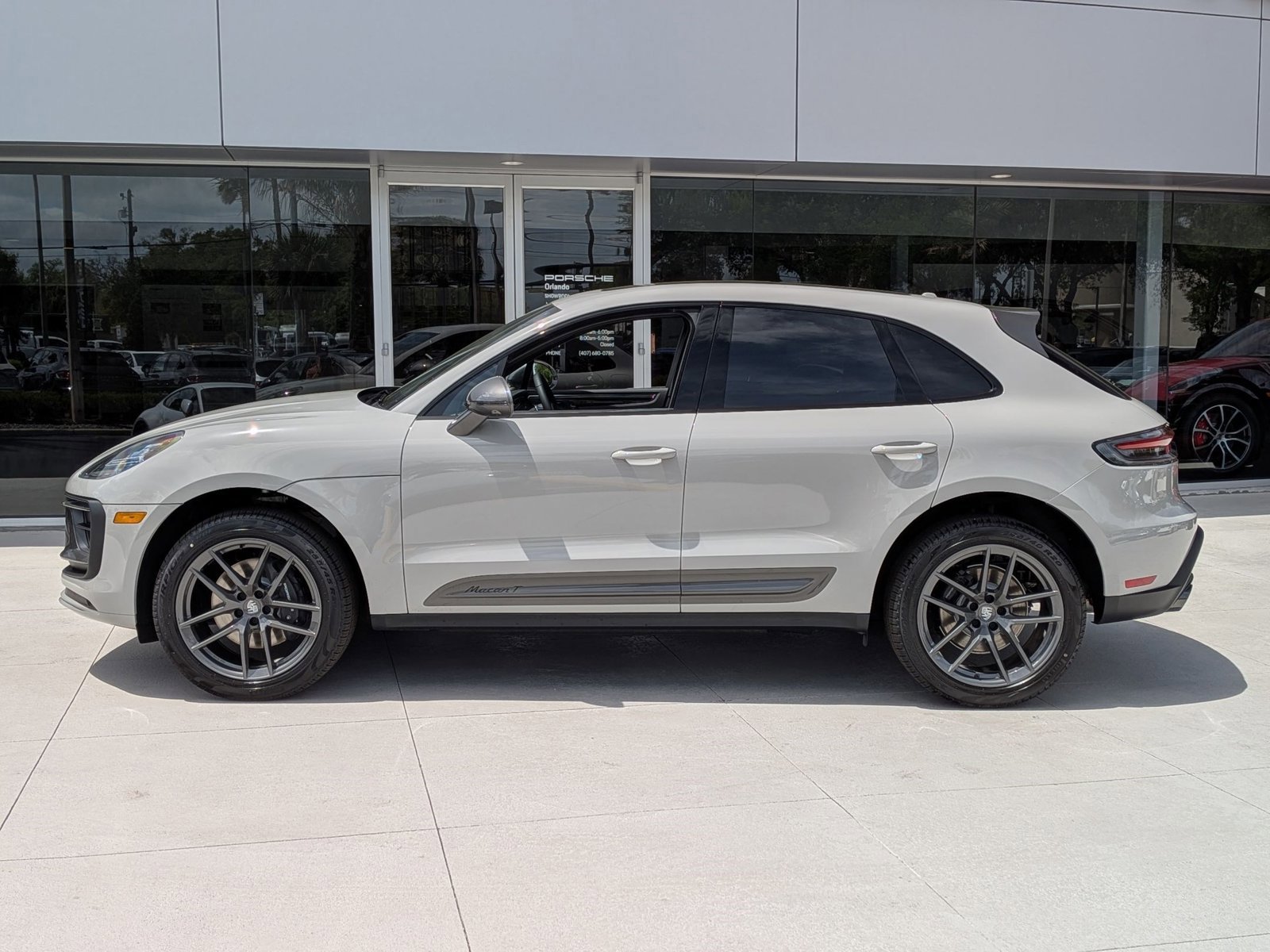 New 2026 Porsche Macan Turbo AWD/4WD image 2