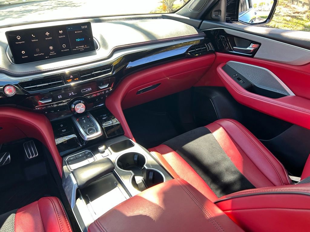 Used 2024 Acura MDX A-Spec image 11