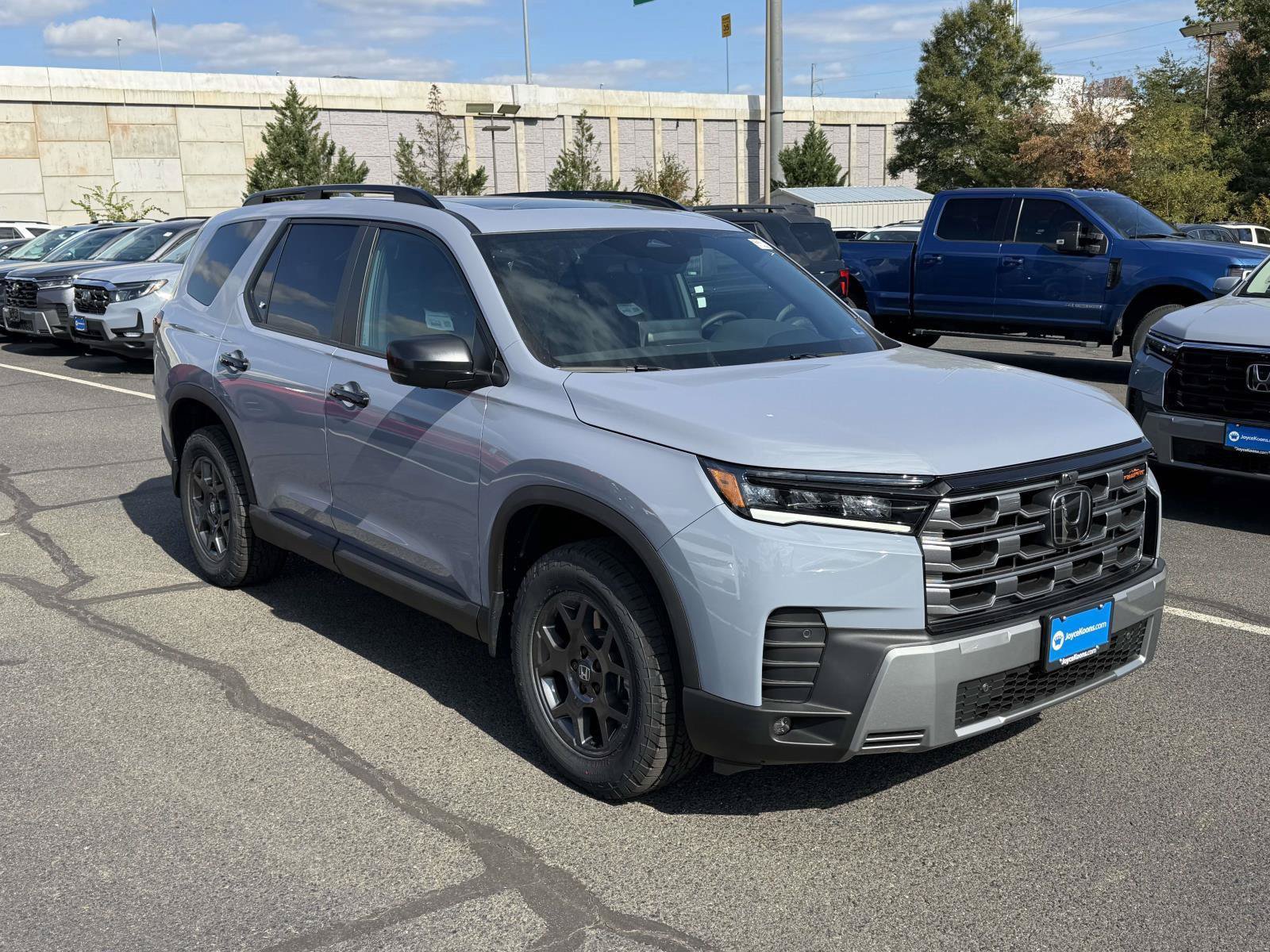New 2026 Honda Pilot TrailSport image 1
