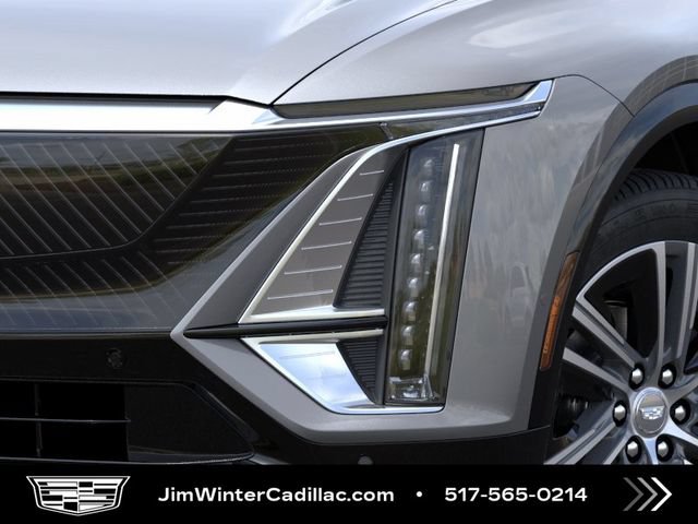 New 2026 Cadillac Lyriq Luxury w/ LPO, Floor Liner Package AWD/4WD image 10