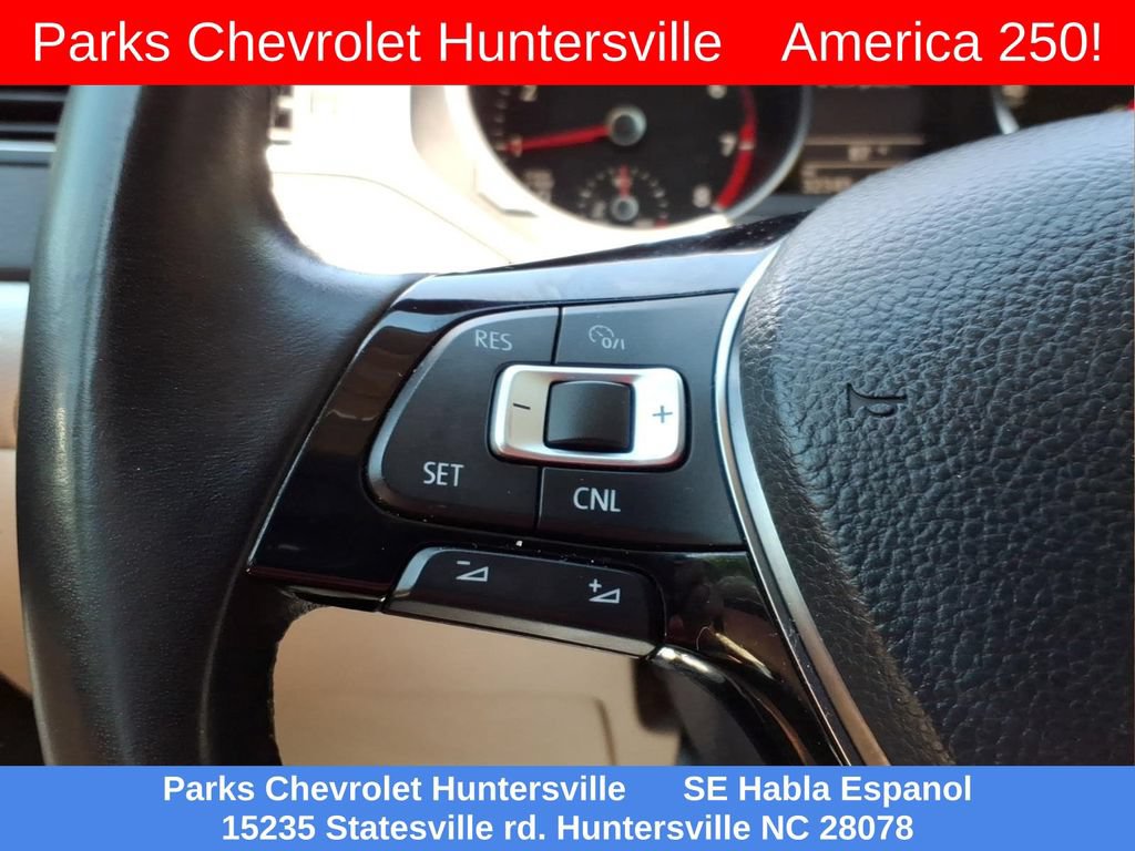 Used 2017 Volkswagen Jetta SE FWD image 11