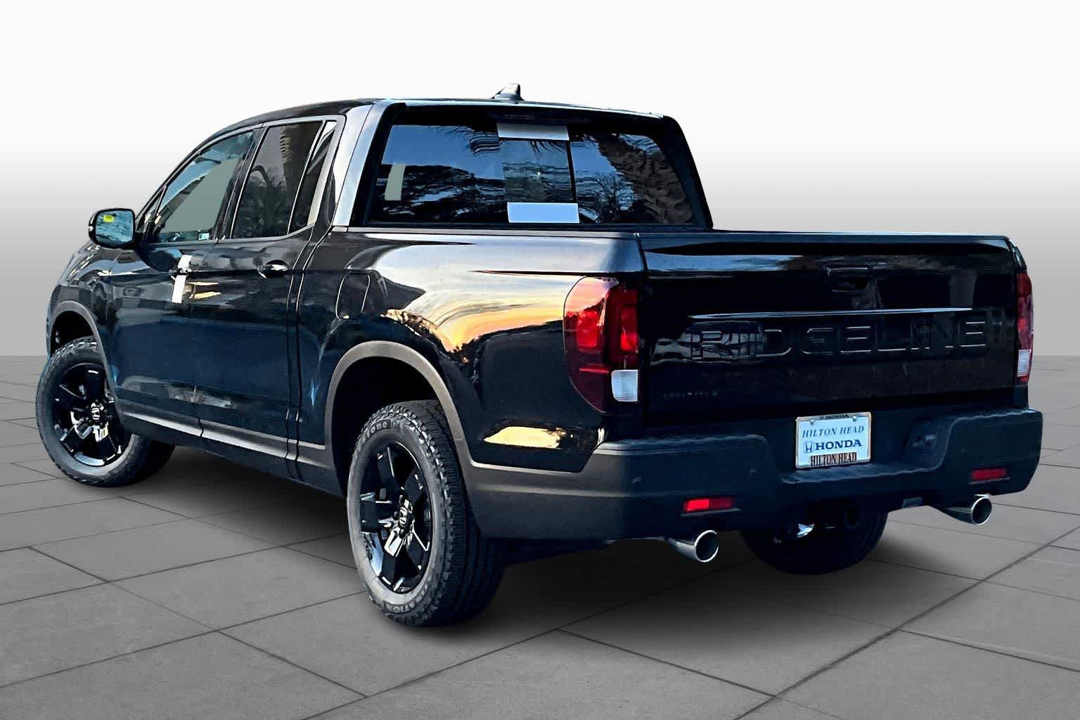 New 2026 Honda Ridgeline Black Edition image 7