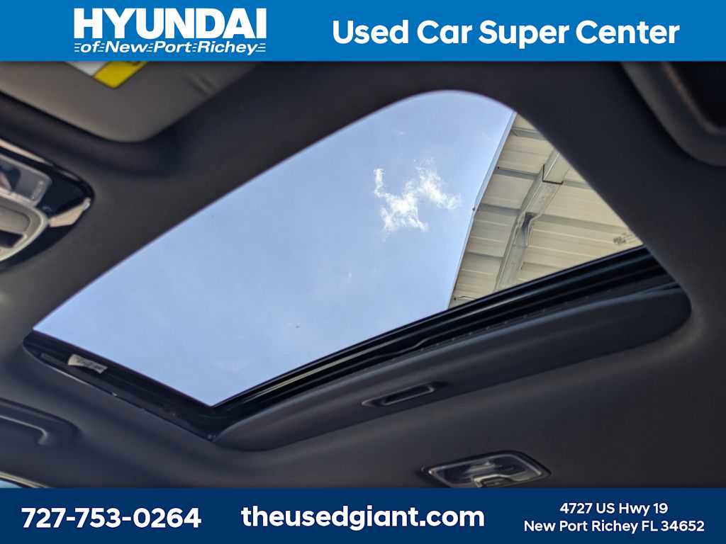 Used 2025 Hyundai Santa Cruz Limited image 25