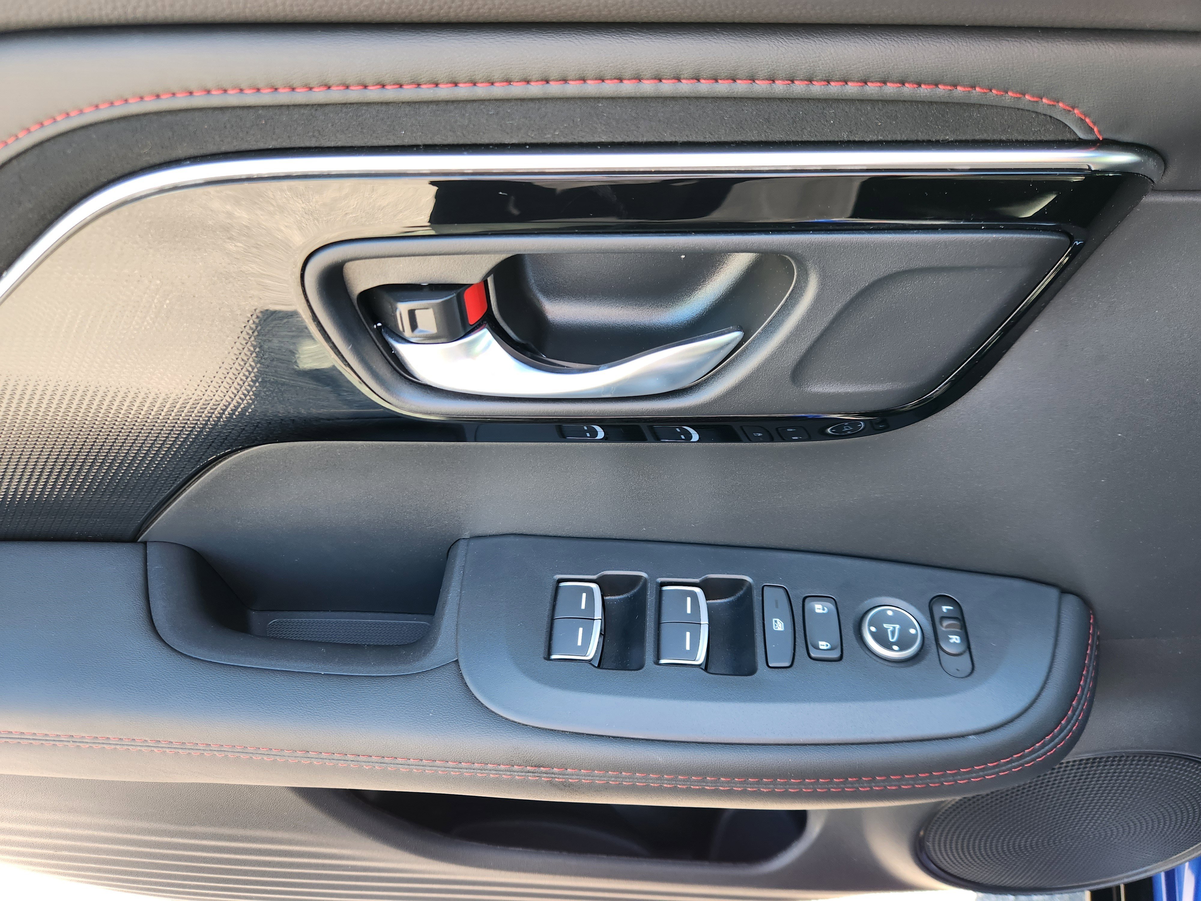 Certified 2025 Acura ADX A-Spec AWD/4WD image 17