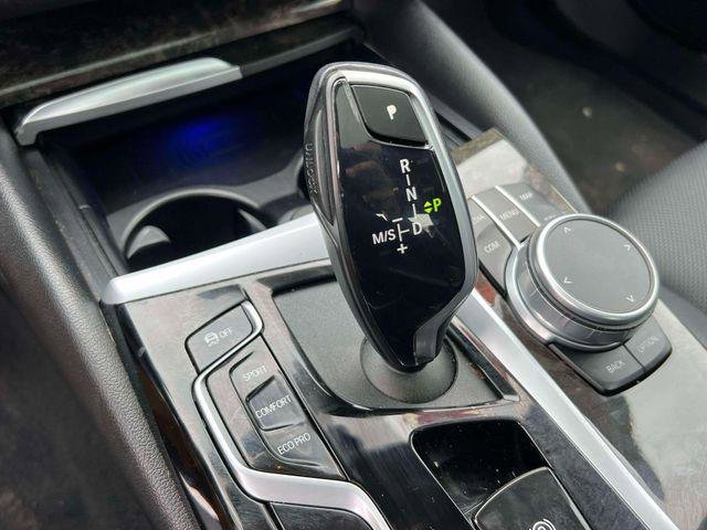 Used 2022 BMW 530i xDrive w/ Convenience Package image 29