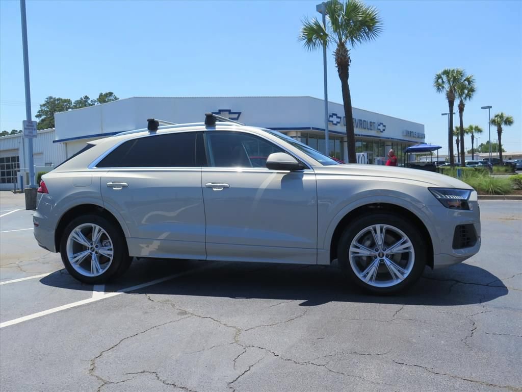 Used 2023 Audi Q8 Premium Plus w/ Premium Plus Package AWD/4WD image 2