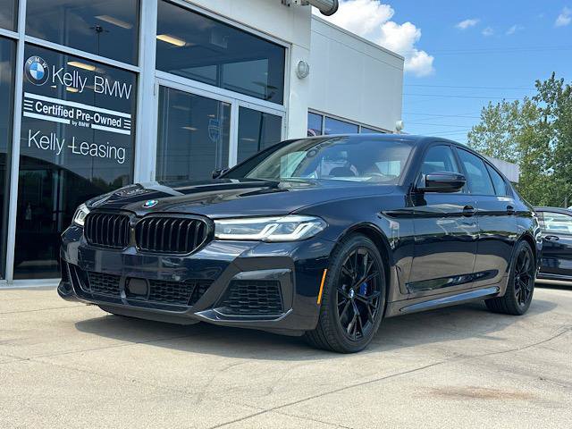 Used 2023 BMW M550i xDrive AWD/4WD image 3