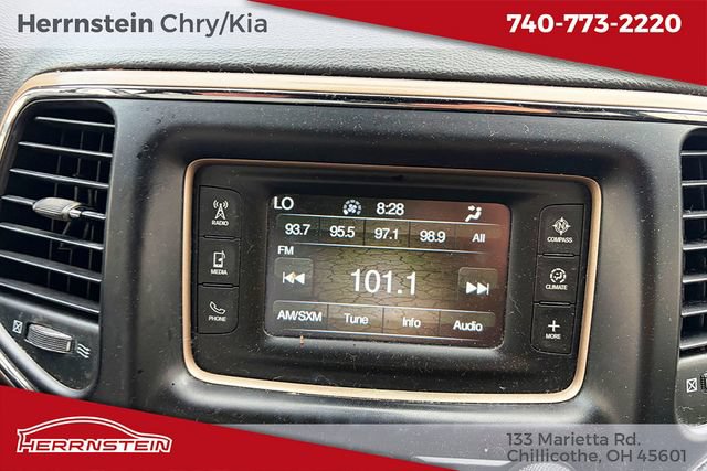 Used 2017 Jeep Grand Cherokee Laredo w/ Quick Order Package 2BE RWD image 15
