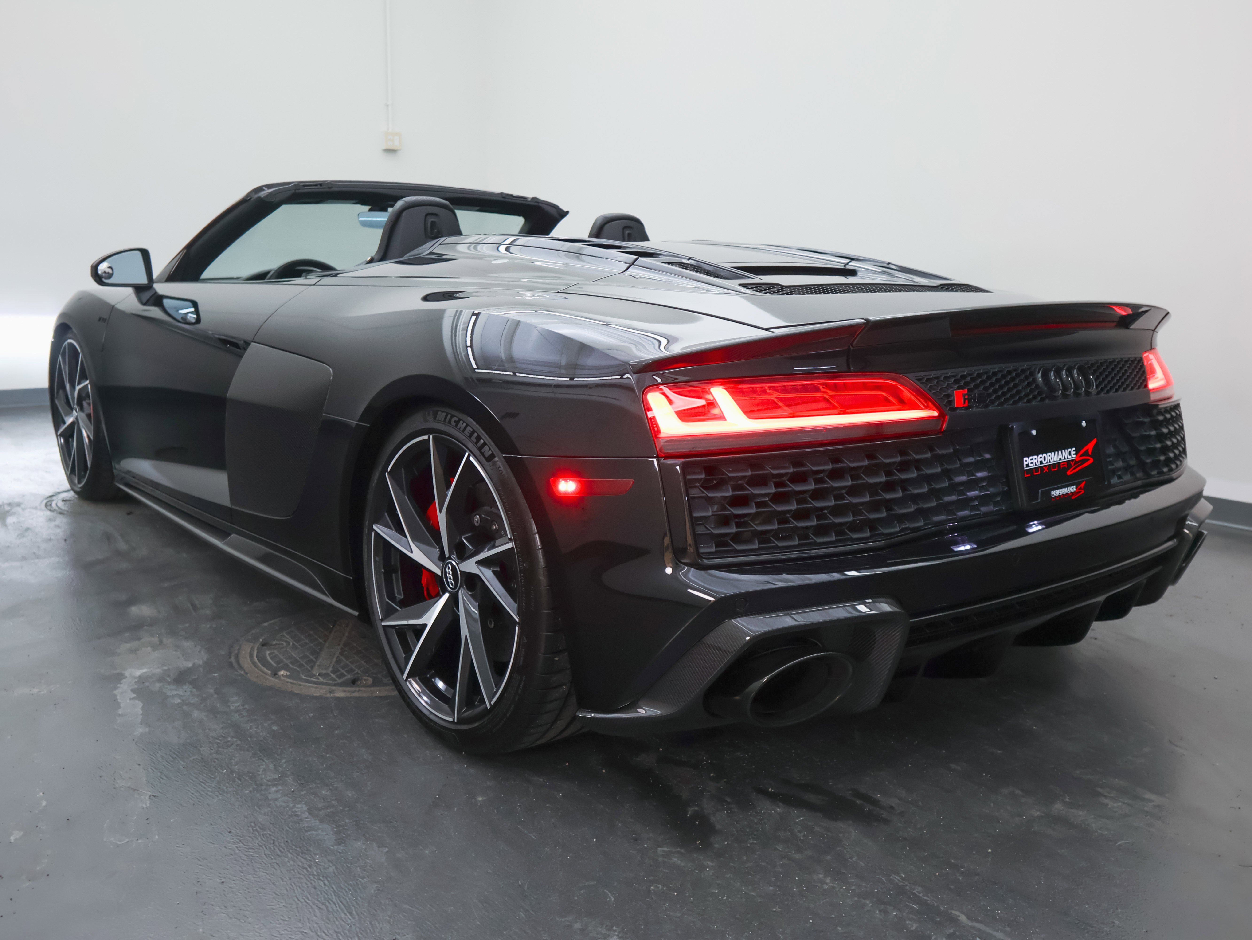 Used 2020 Audi R8 V10 performance image 6