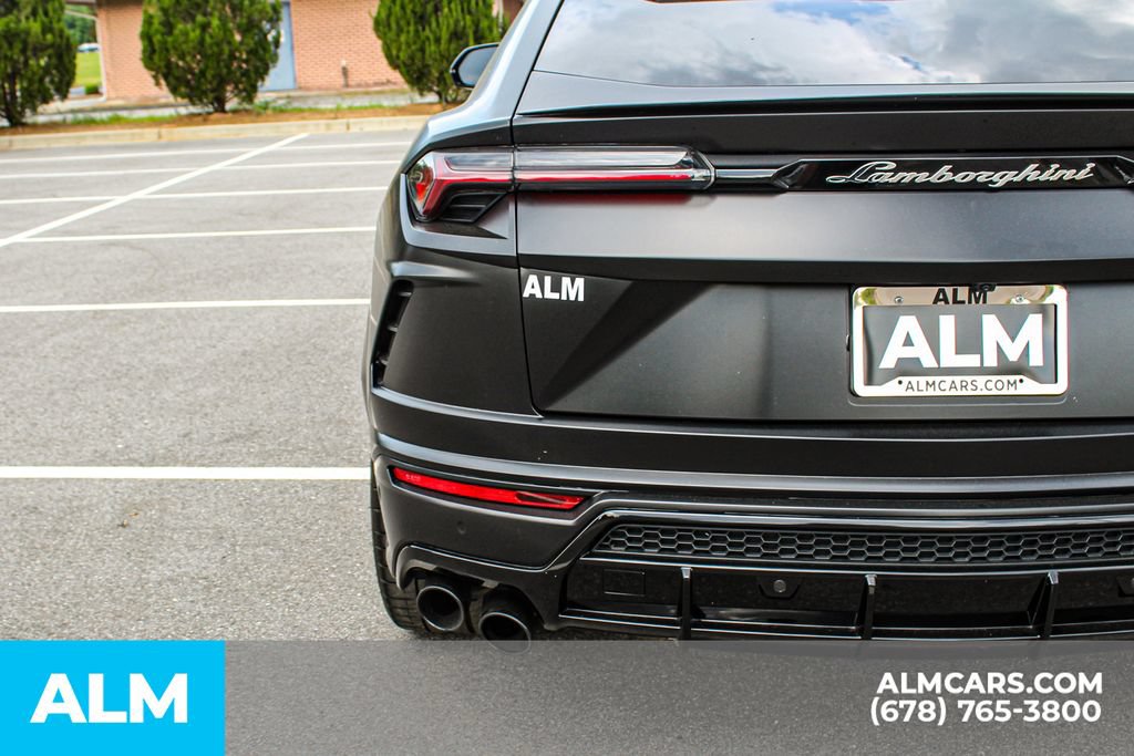 Used 2020 Lamborghini Urus AWD/4WD image 13