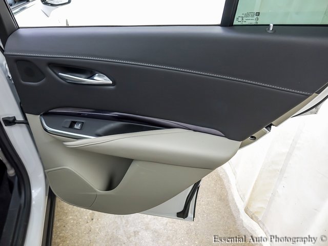 Certified 2023 Cadillac XT4 Luxury w/ Cold Weather Package image 21