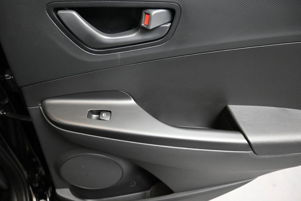 Certified 2023 Hyundai Kona SEL FWD image 15