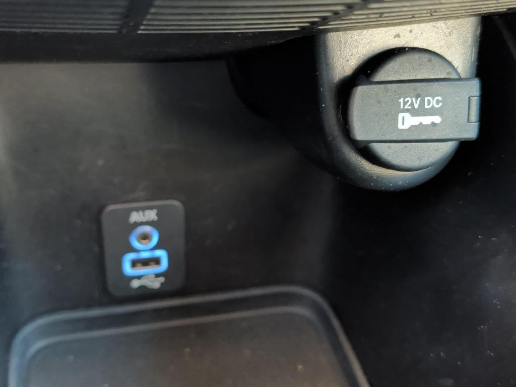 Used 2018 Dodge Journey Crossroad w/ Nav & Sun Group AWD/4WD image 28