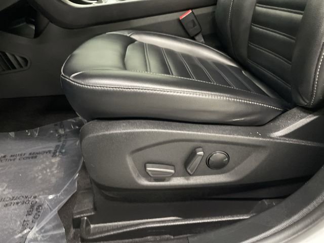 Used 2023 Ford Edge SEL image 21