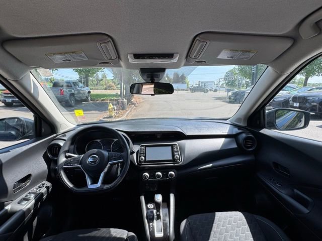 Used 2021 Nissan Kicks S FWD image 13