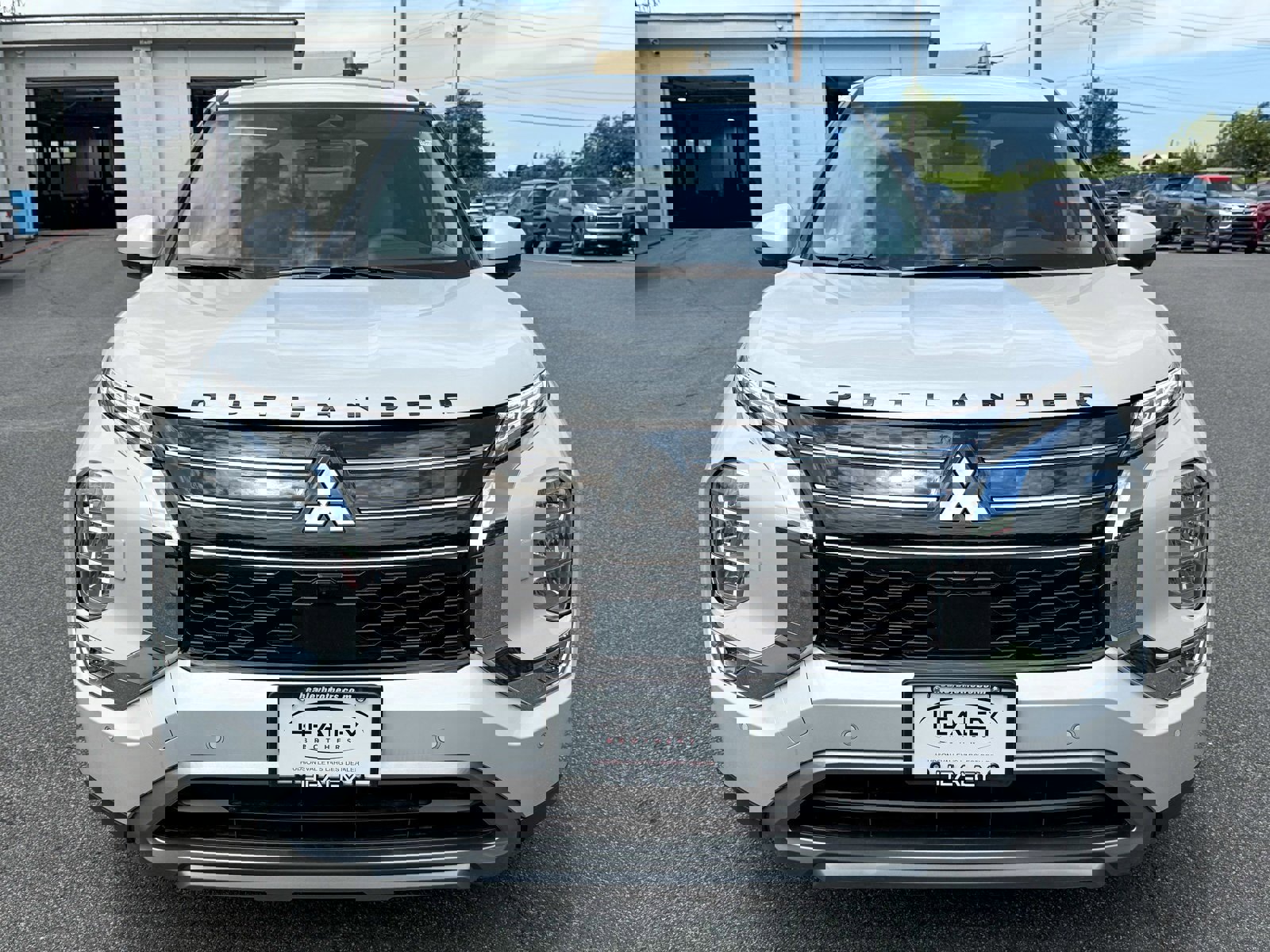 New 2025 Mitsubishi Outlander AWD image 4