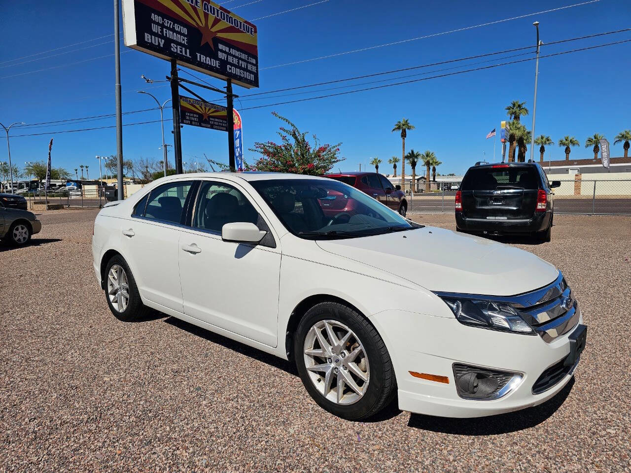 Used 2010 Ford Fusion SEL image 2