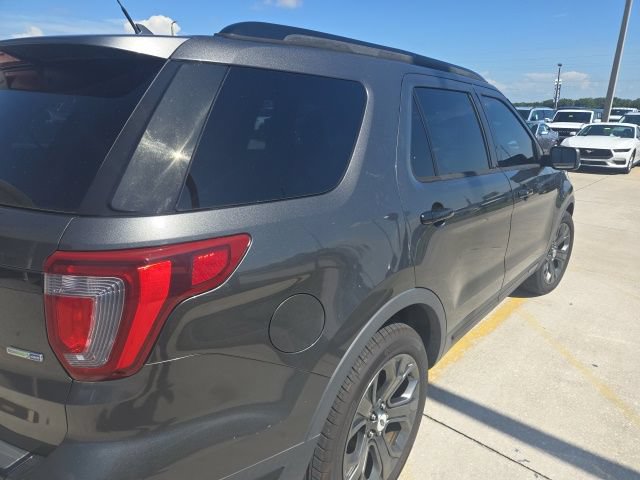 Used 2018 Ford Explorer Sport w/ Equipment Group 401A AWD/4WD image 9