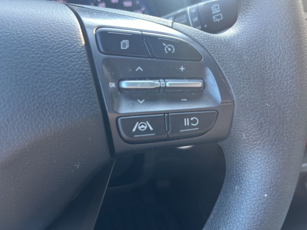 Used 2023 Hyundai Kona SEL image 40