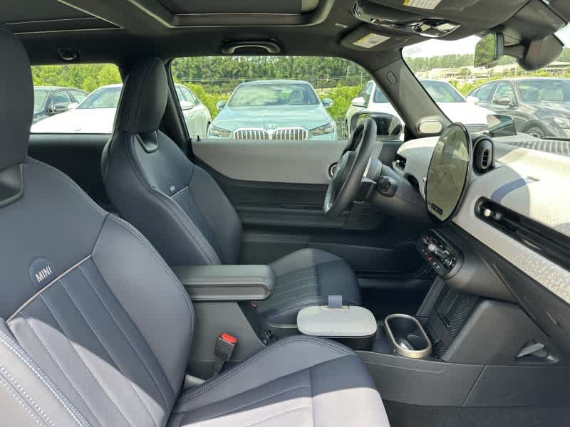 Used 2025 MINI Cooper S FWD image 19