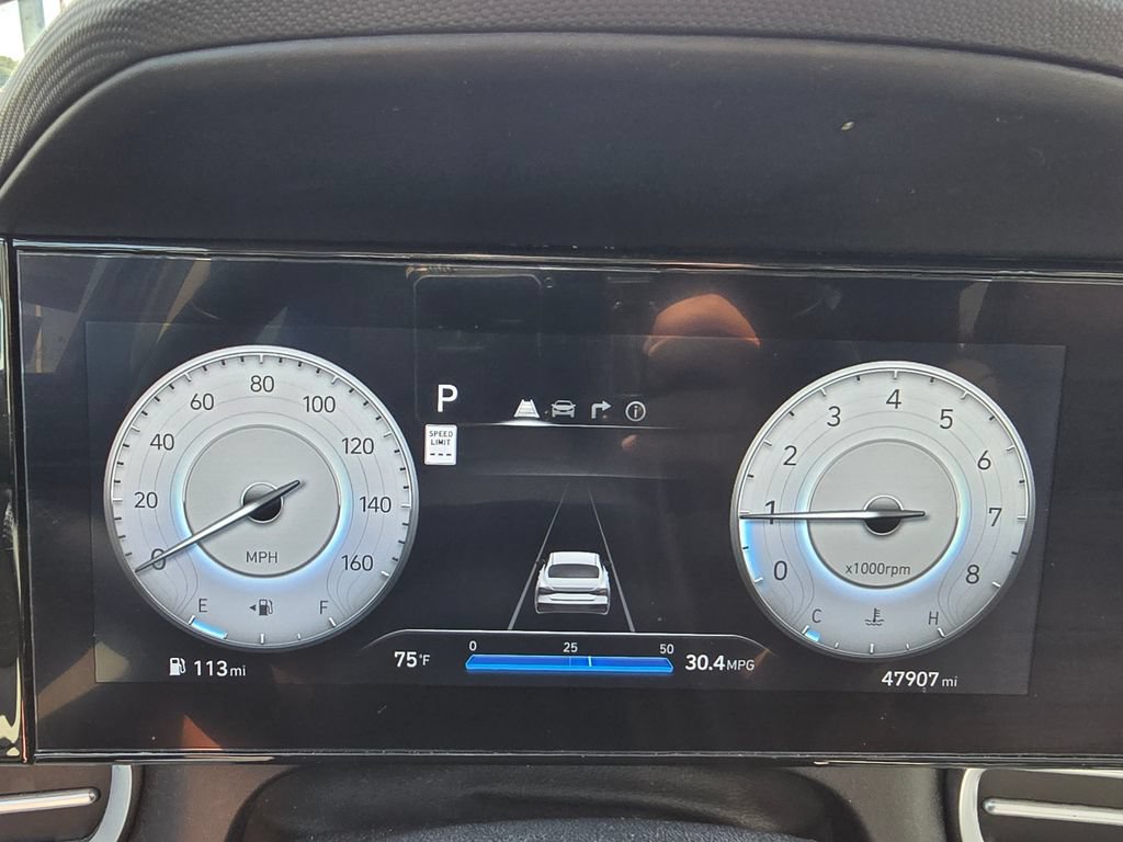 Used 2024 Hyundai Elantra Limited FWD image 24
