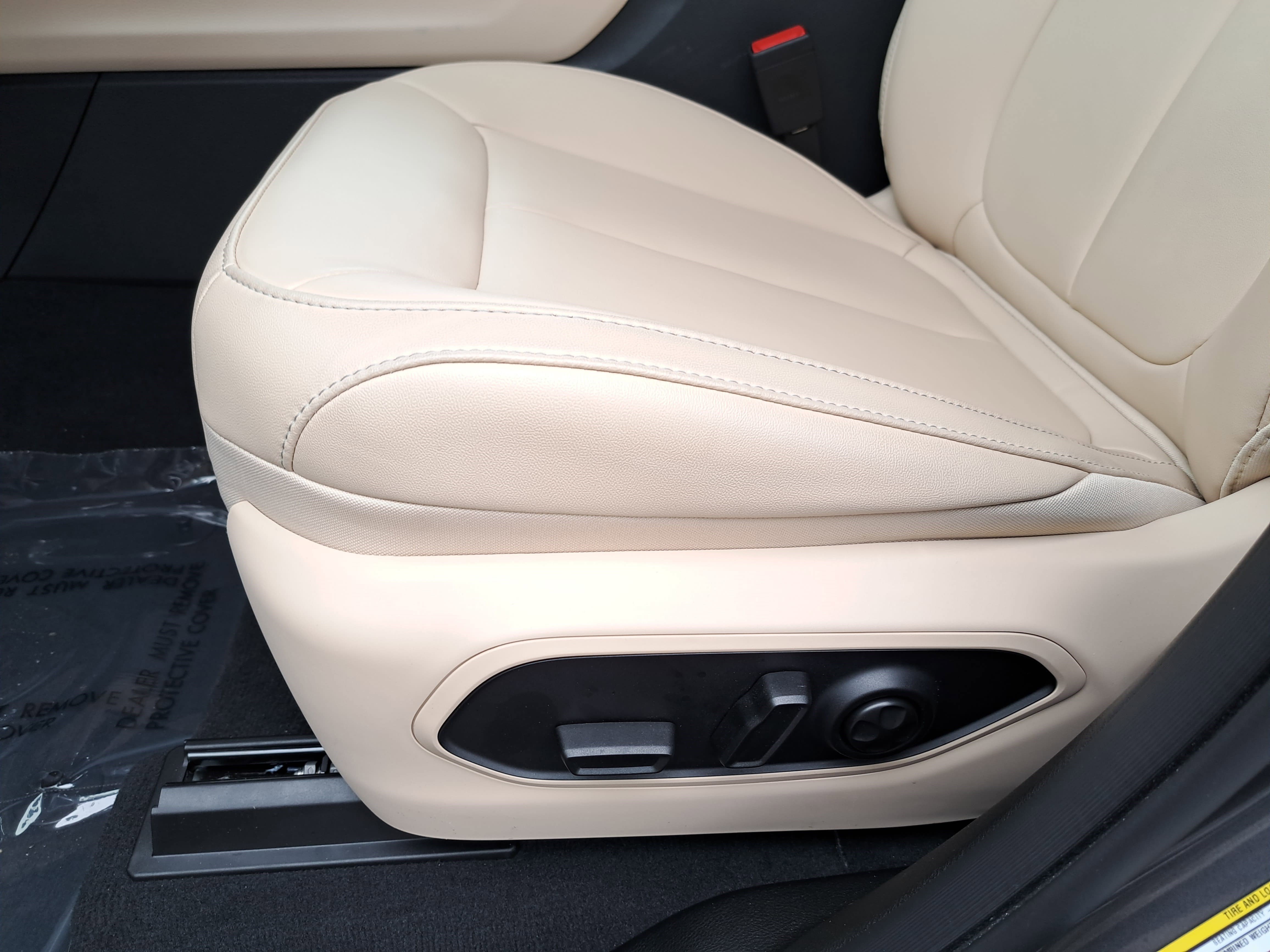 Used 2025 Jeep Grand Cherokee Limited image 29