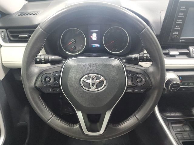Certified 2021 Toyota RAV4 XLE Premium image 27