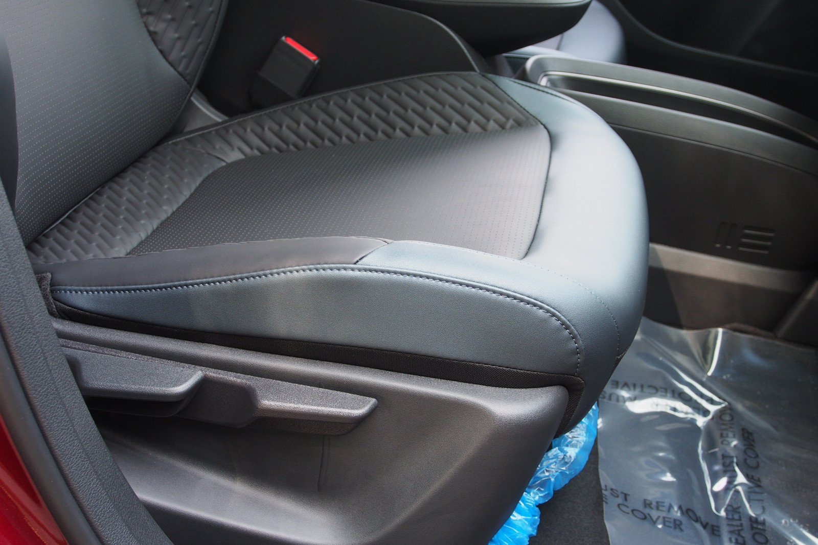 New 2026 Nissan Leaf Platinum+ FWD image 12