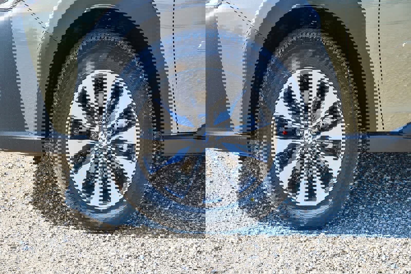 New 2025 Subaru Outback Limited image 9